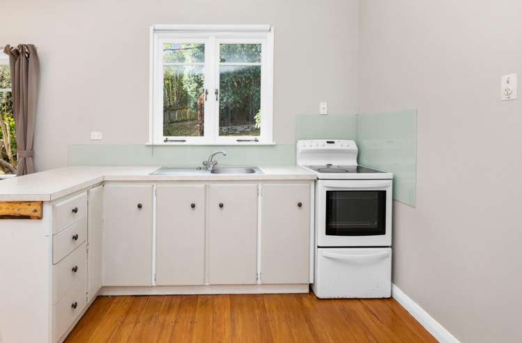 2 Onslow Street Paeroa_11