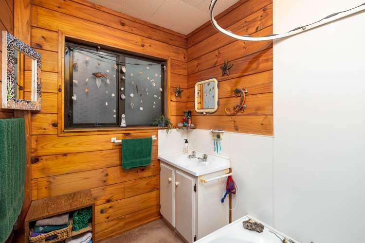 7 Dalleys Lane Lyttelton_12