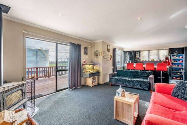 44 Ocean Beach Road Bluff_14