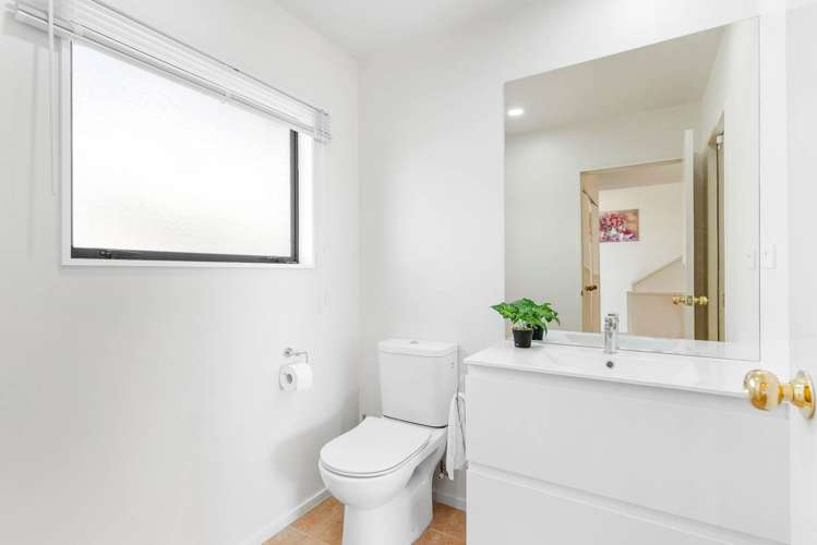 1/14 Greenridge Court Glenfield_20