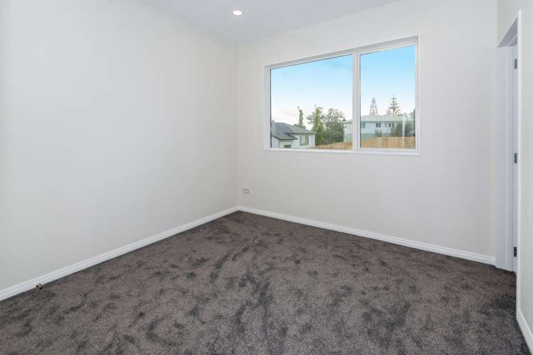 14 Bridget Court Red Beach_18