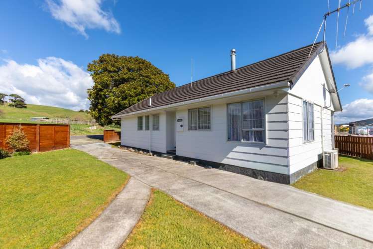 27 George Street Pahiatua_13