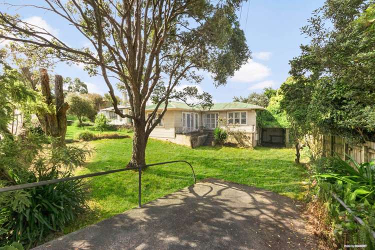 82 West Coast Road Glen Eden_16