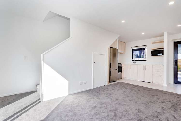 8/59 Matipo Road Te Atatu Peninsula_4