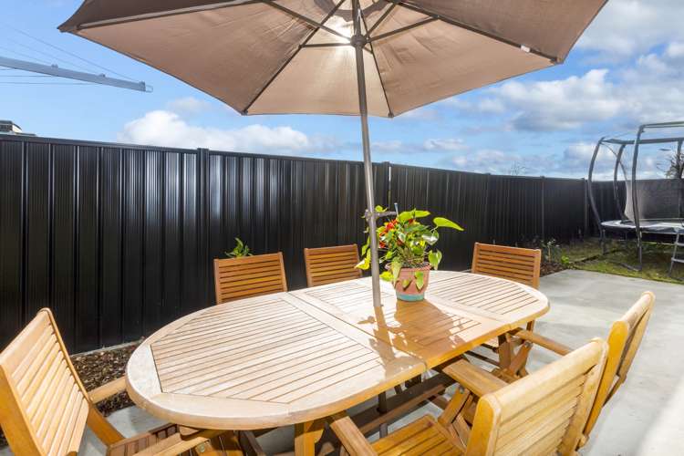 10 Passchendaele Grove Trentham_15