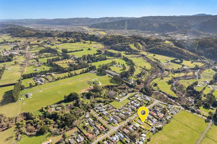 13 Maclaren Street Maymorn_17