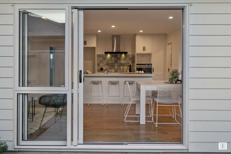 53 Awataha Crescent Pyes Pa_11