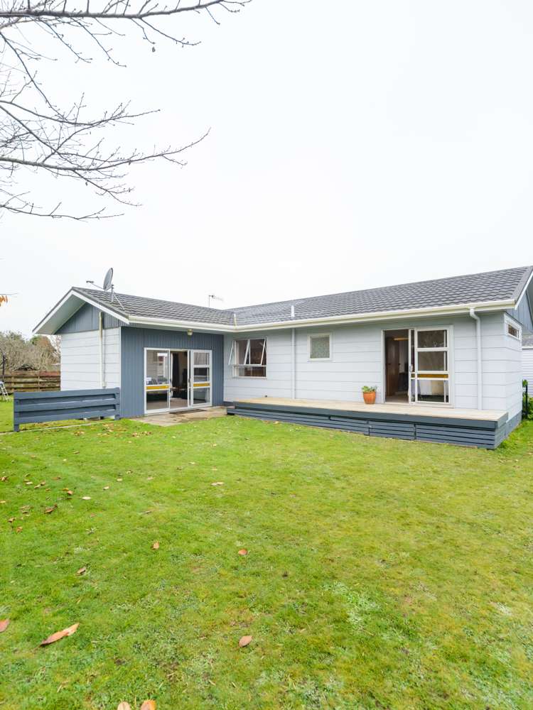 12 Walker Crescent Bulls_29