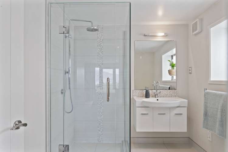 23 Cressy Terrace Lyttelton_19