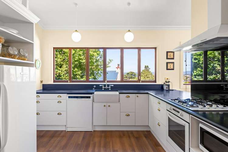 2 Cobden Crescent Bluff Hill_6