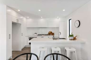 8 Renata Crescent_2