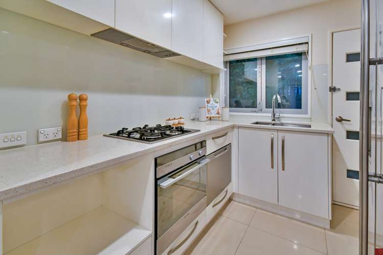 5/5 Lyon Avenue Mount Albert_8