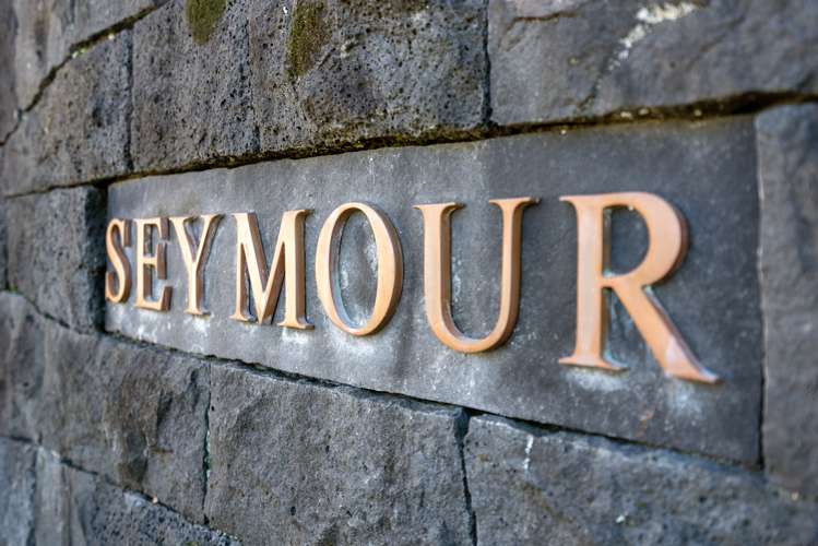 41 Seymour Road Mellons Bay_21