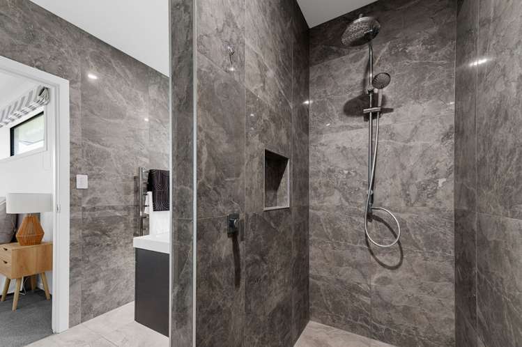 60 Whare Marama Drive Leamington_21