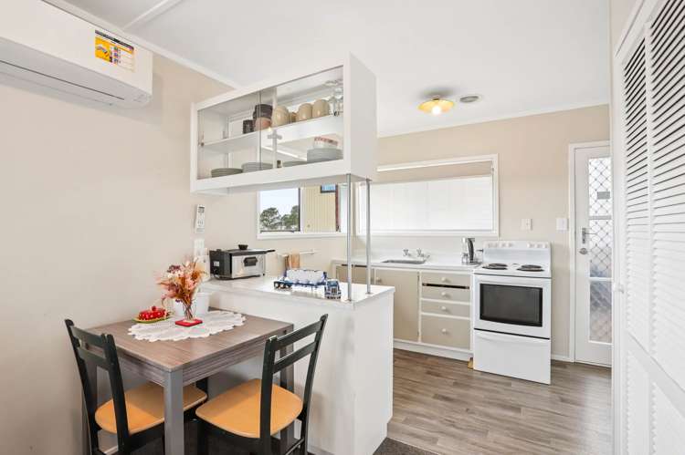 1/1 Forsythe Place Massey_8
