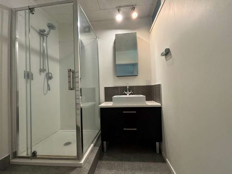 15 Ellesmere Crescent Pakuranga Heights_10