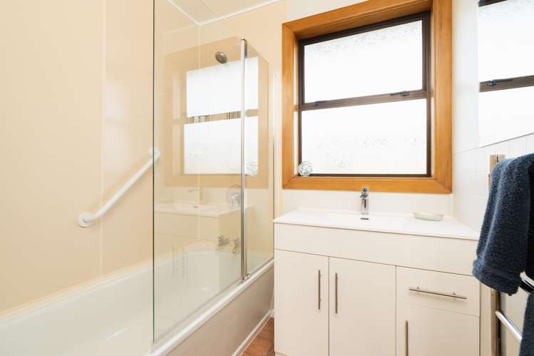 54 Perth Street Mosgiel_12