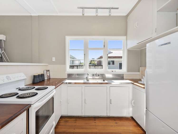 164 Nixon Street Hamilton East_7