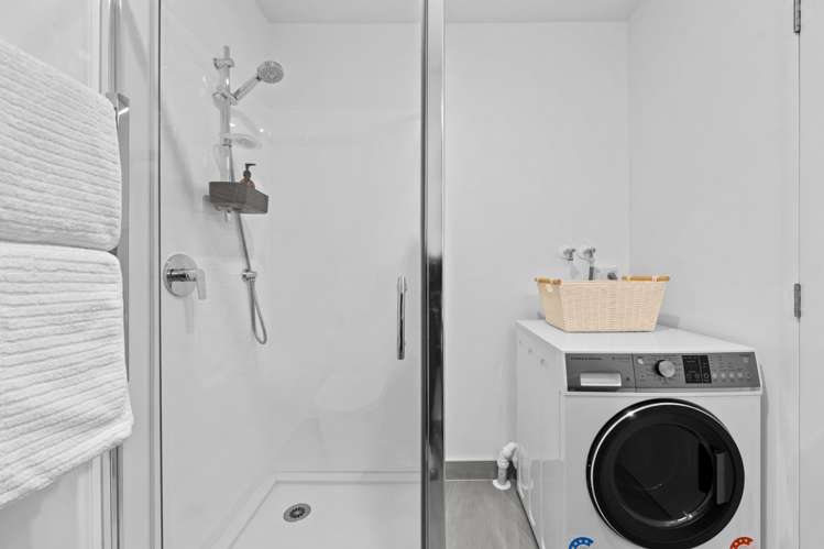 7 Puhua Lane Mount Roskill_17