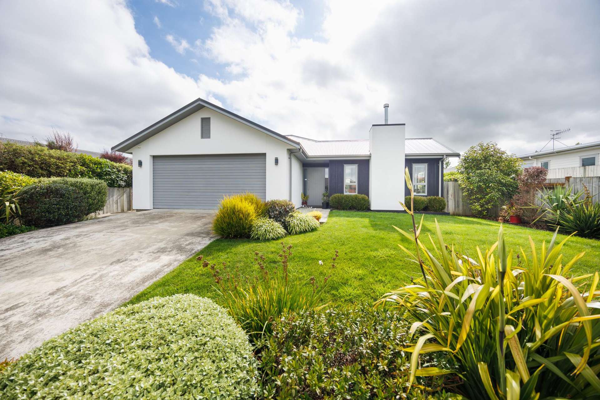 4 Poplar Grove Feilding_0