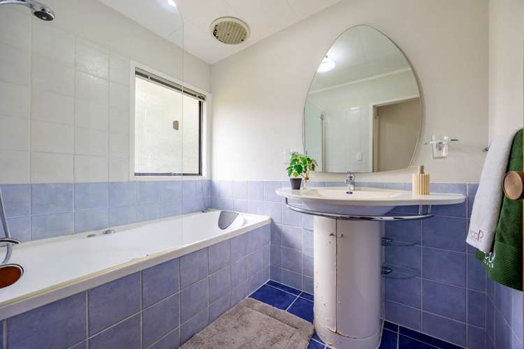 13 Santiago Crescent Unsworth Heights_13