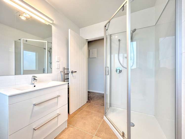 17A Madden Avenue Kumeu Rodney Houses for Rent One Roof