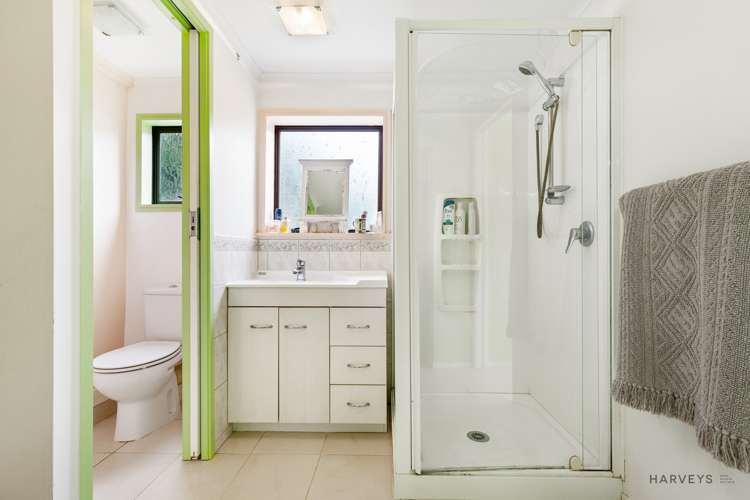 1202 Huia Road Huia_16