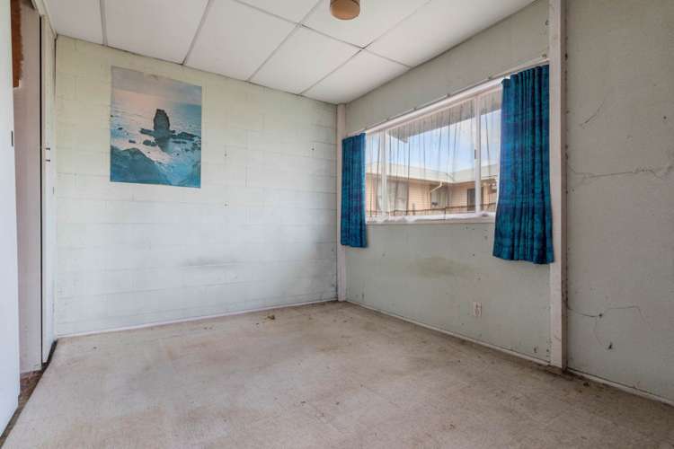 5 Levesque Street Birkdale_12