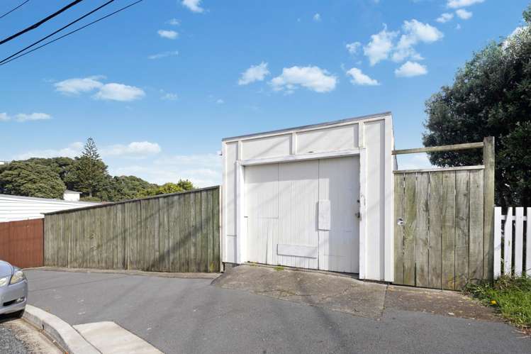 25 Bentinck Avenue Strathmore Park_27