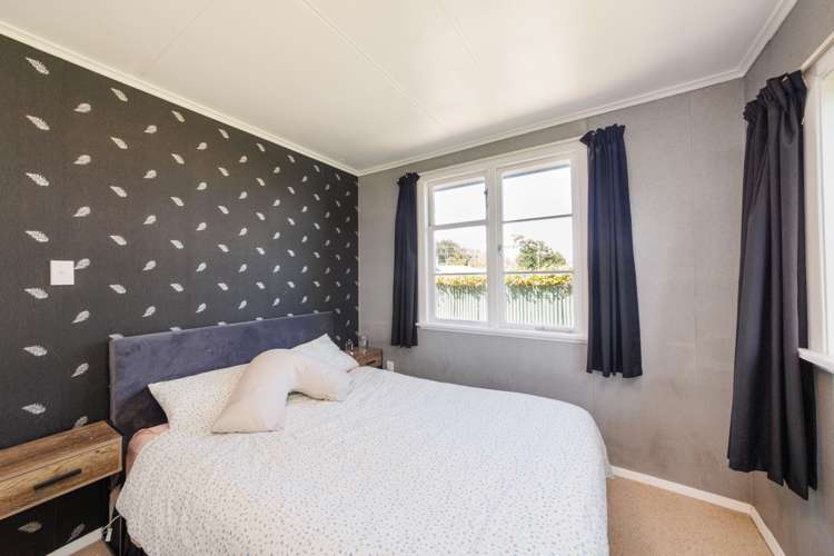 152 South Street Feilding_6