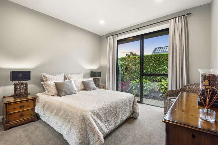 67 Grayson Road Wainui_16