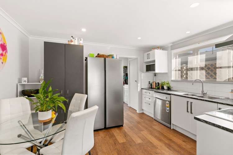 62 Main Road Wainuiomata_2