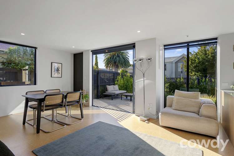 1/20 Dickens Street Addington_2