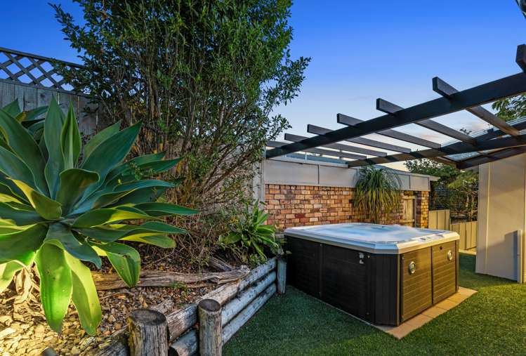 22 Morrow Avenue Bucklands Beach_14