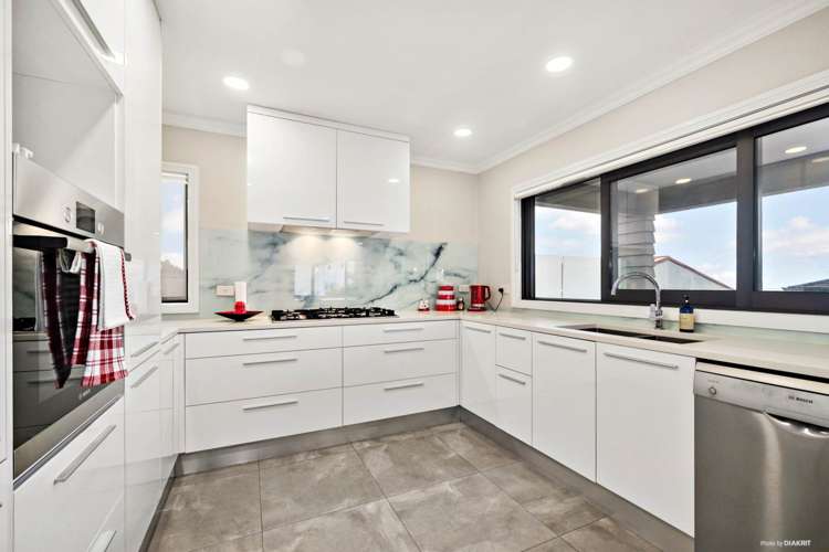 791 East Coast Road Northcross_4