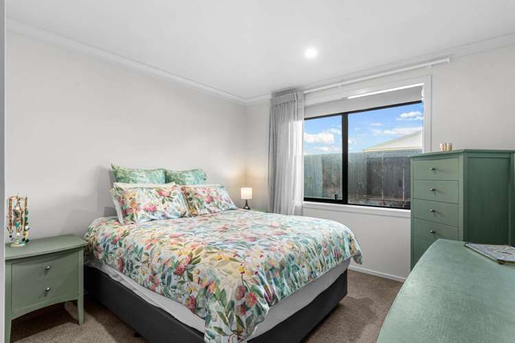 71 Kaurinui Crescent One Tree Point_22