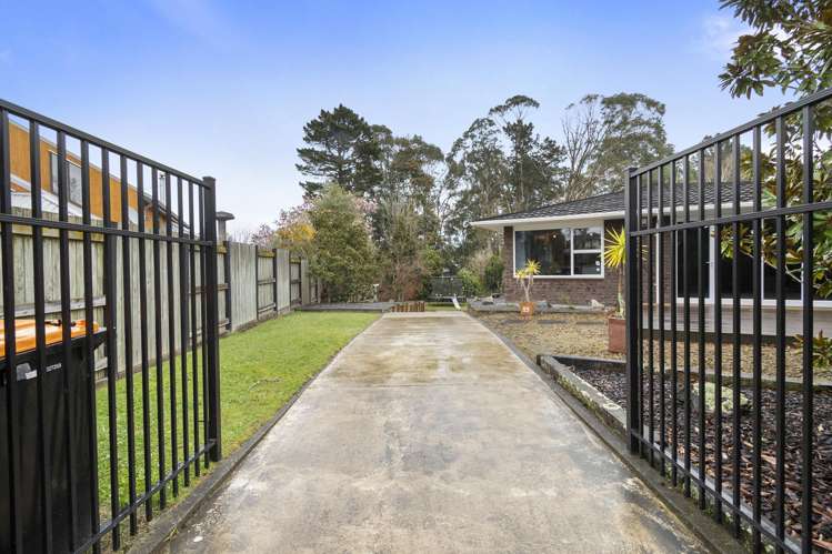 7 Guernsey Place Fitzherbert_21