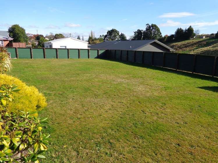 Golfers Drive Balclutha_3