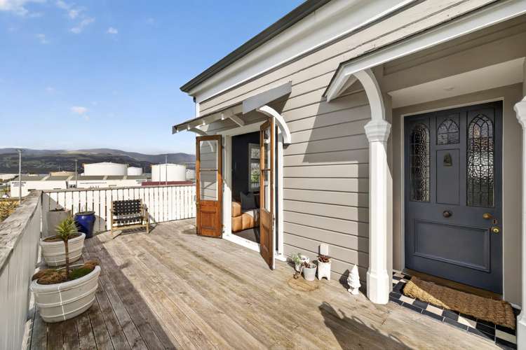 32 Godley Quay Lyttelton_24