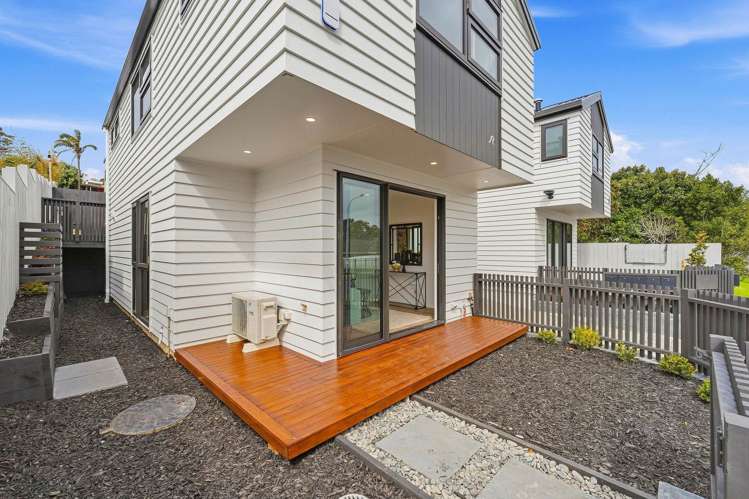 Lot 5/137 Moore Street Hillcrest_16
