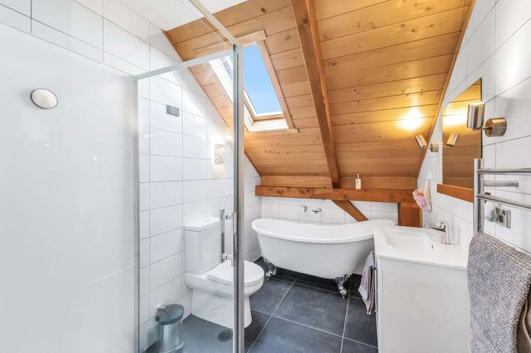 9 Hayfield Terrace Cust_25