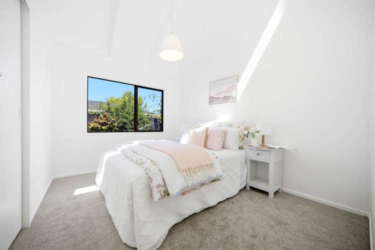 1 Montclair Rise Browns Bay_12