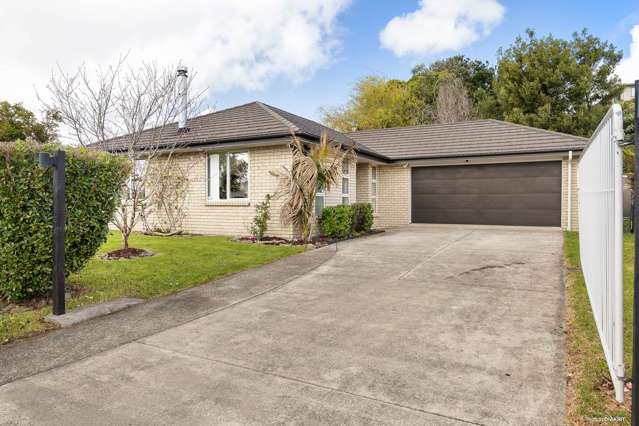Beautifully Maintained Family Home