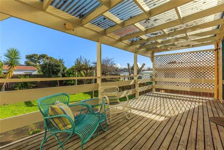 7 Moor Park Wattle Downs_8