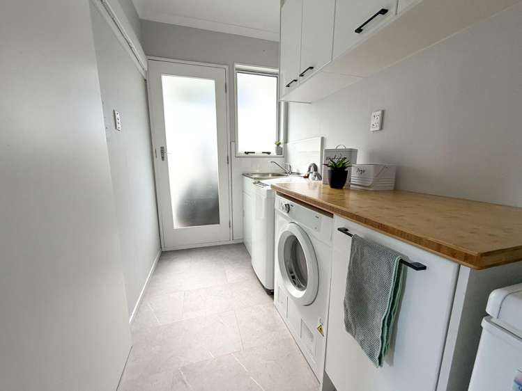 12 Zande Terrace Tawa_19