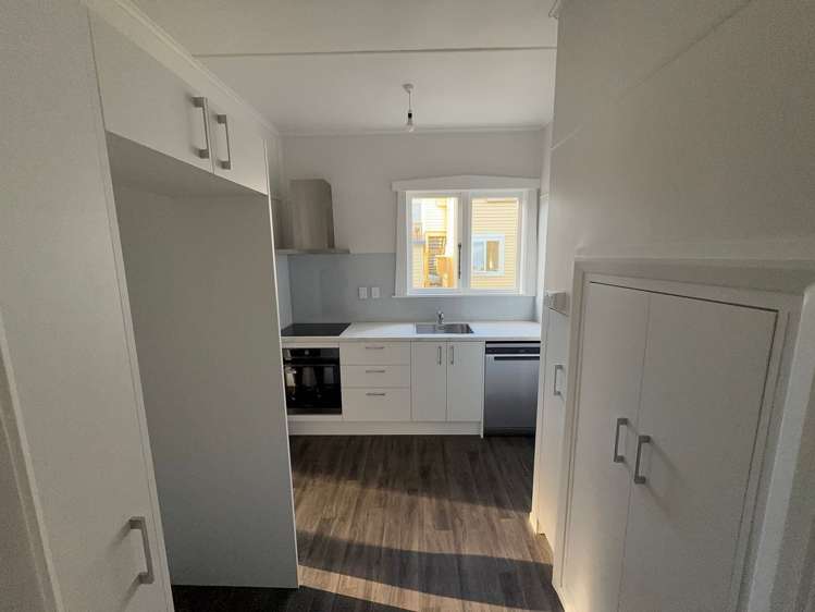 526 Adelaide Road Berhampore_10