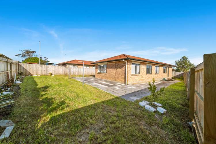 2/415 Roscommon Road Clendon Park_15