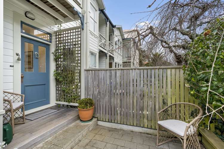 1/23 Glenbervie Terrace Thorndon_14