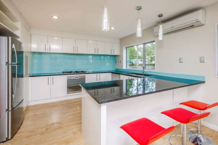 2b Kokiri Street Te Atatu South_6