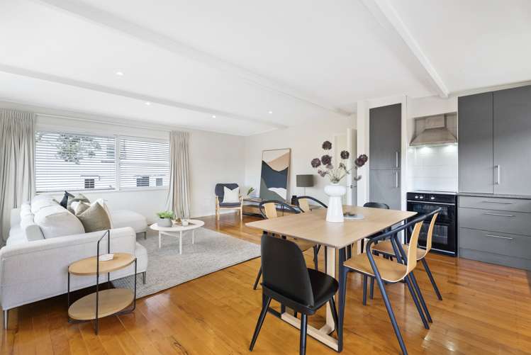 2/165 Queen Street Northcote Point_5